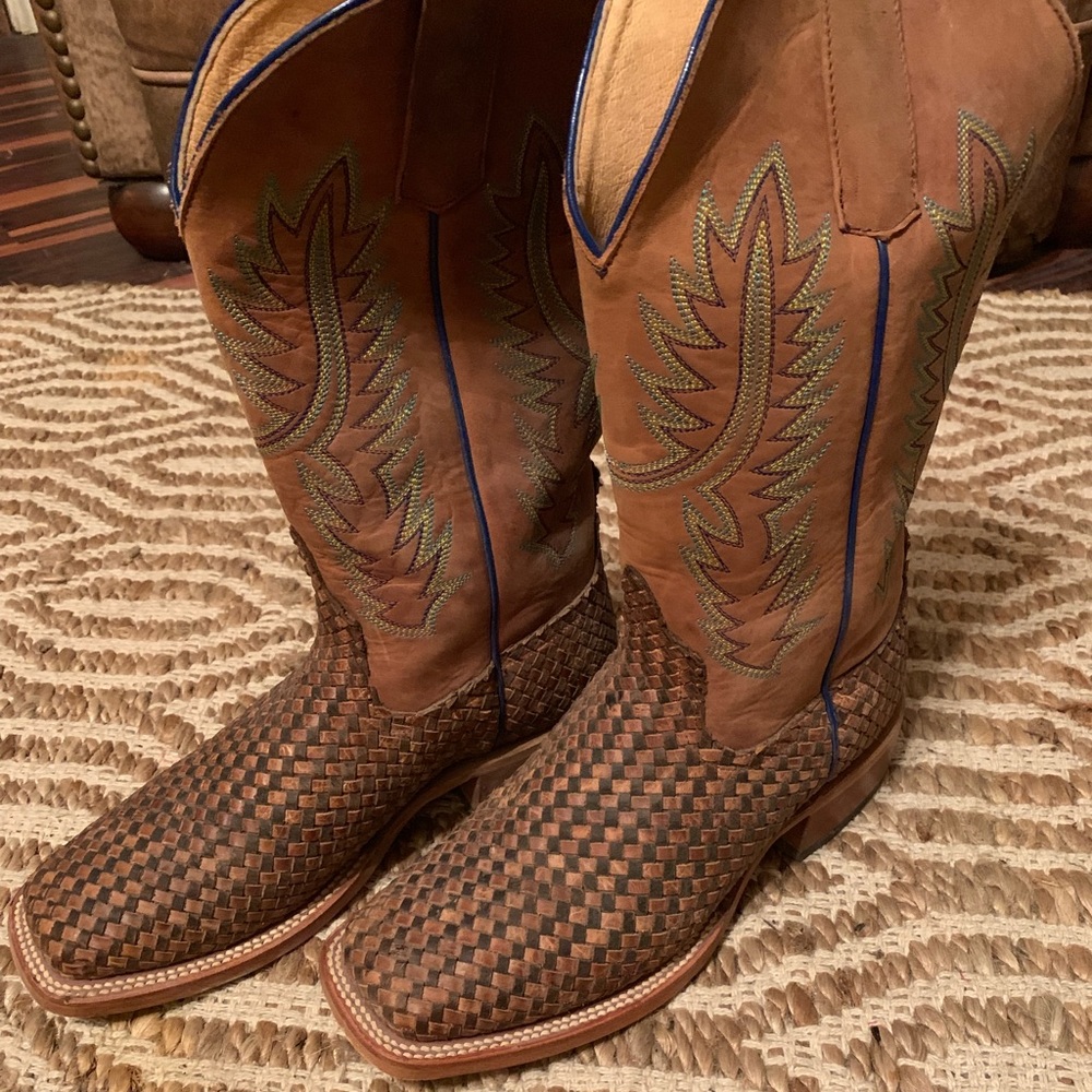 Women’s boots